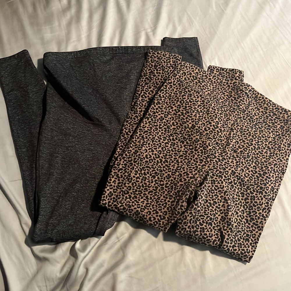 Old navy maternity leggings bundle